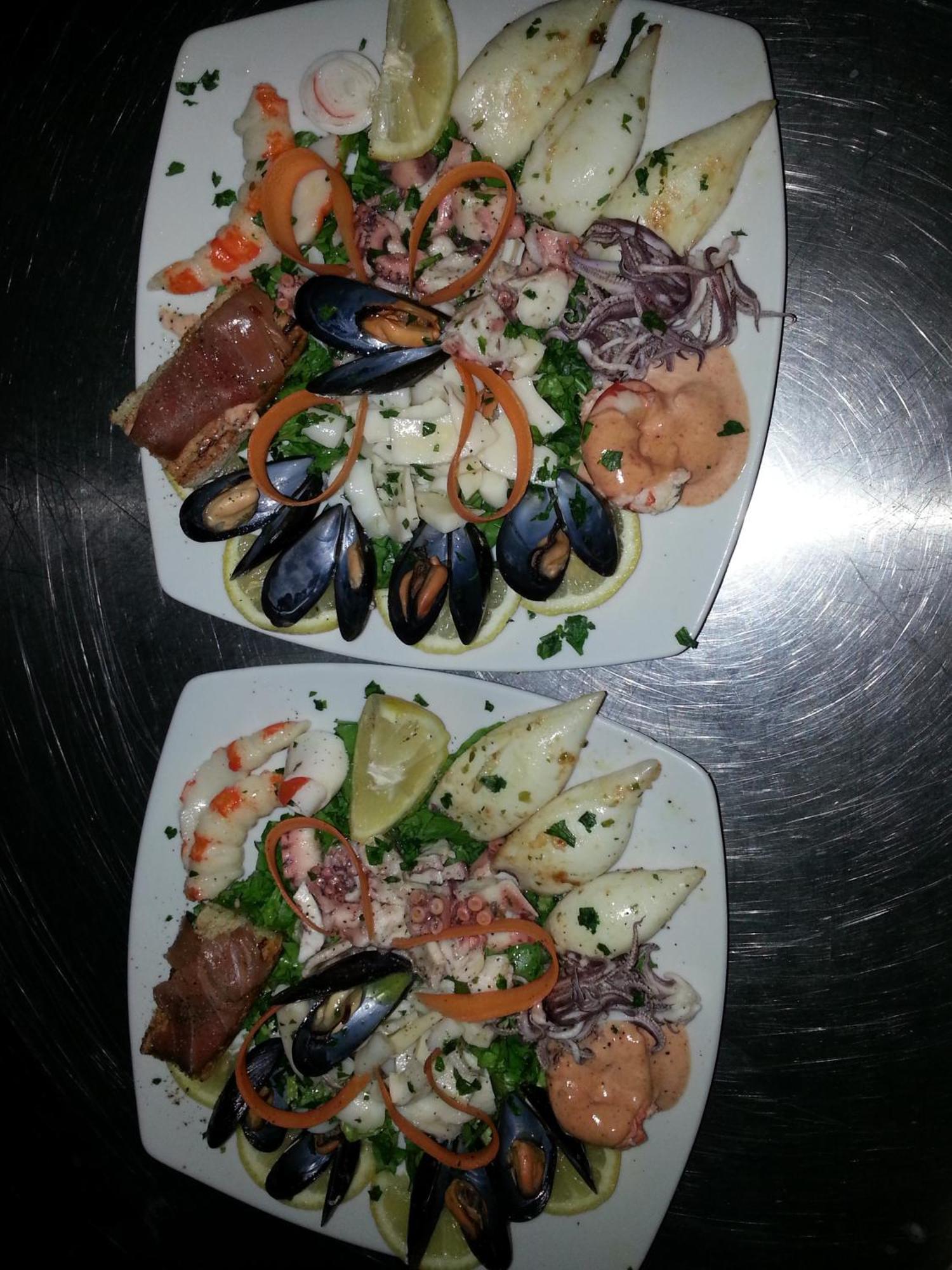 Hotel Ristorante Mareblu Амантеа Екстериор снимка