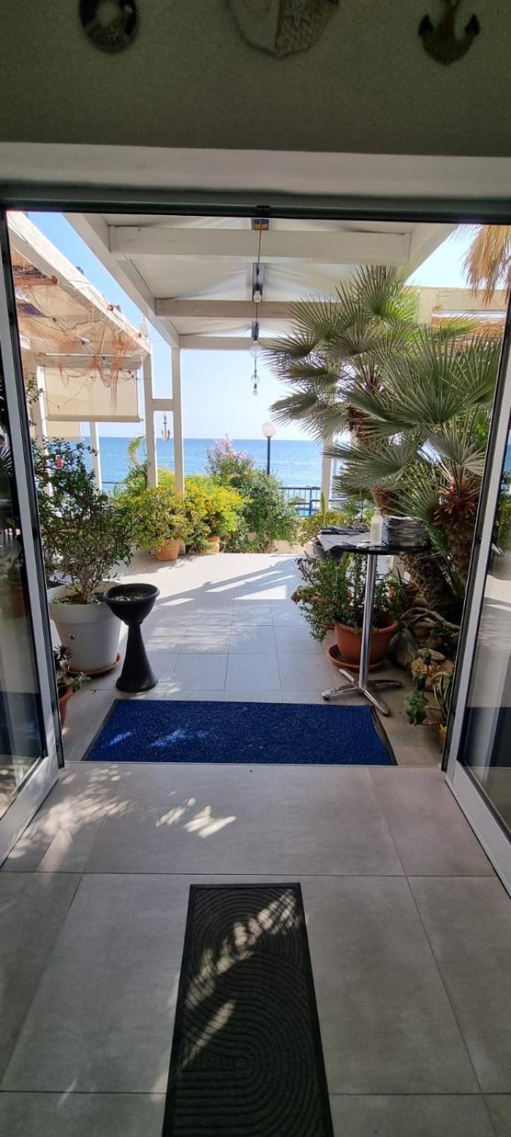 Hotel Ristorante Mareblu Амантеа Екстериор снимка