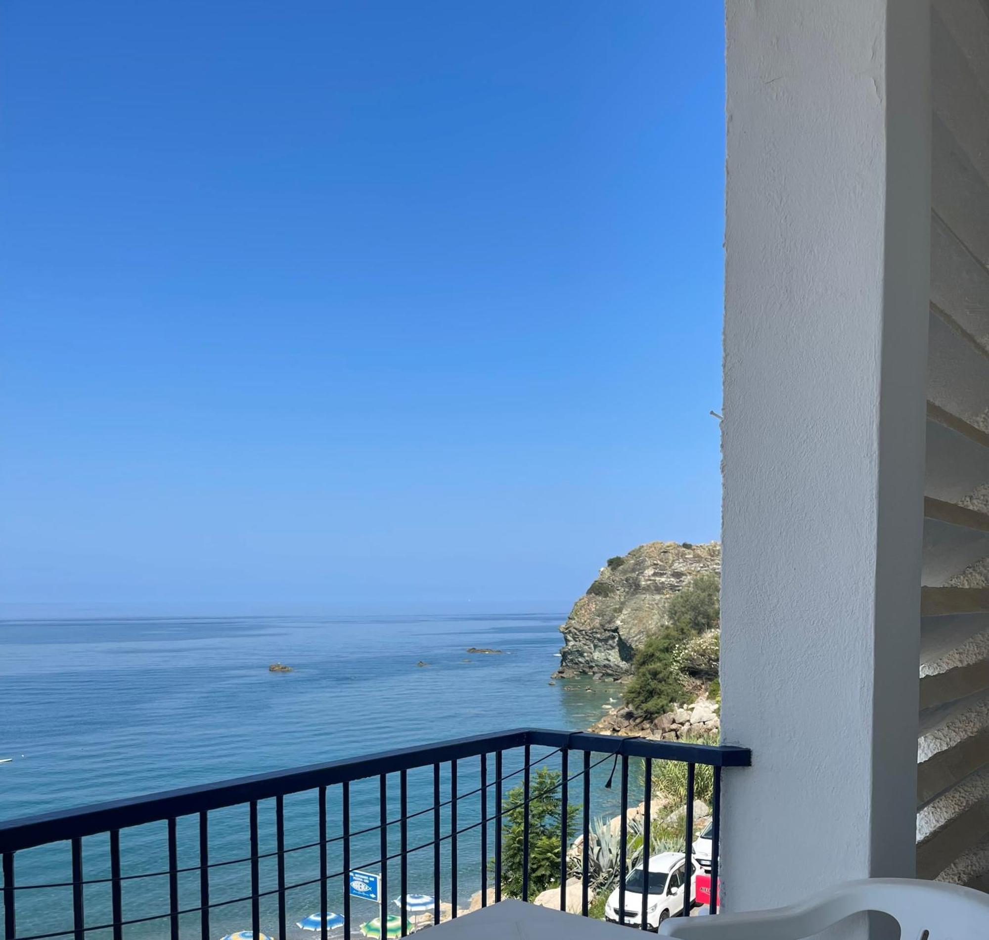 Hotel Ristorante Mareblu Амантеа Екстериор снимка