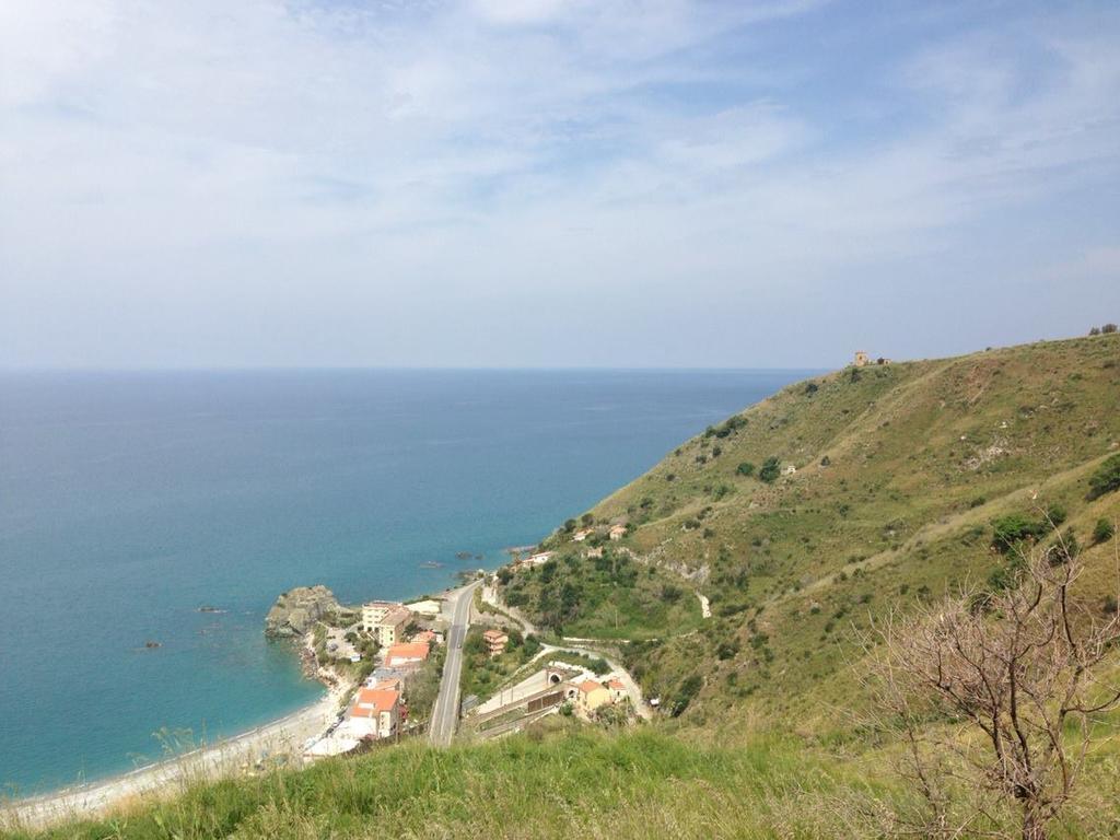 Hotel Ristorante Mareblu Амантеа Екстериор снимка